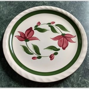 Vintage Blue Ridge Southern Potteries  10.5" Dinner Plate Red Flowers   *NICE*
